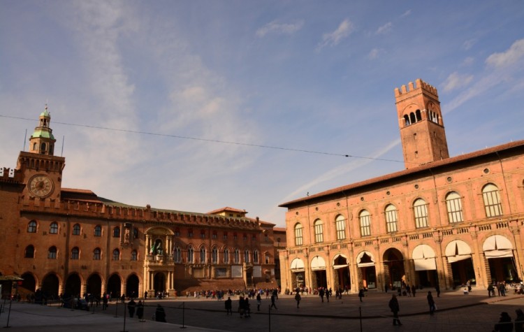 Piazza Maggiore bologna