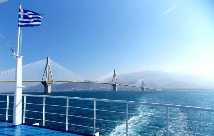 patras grécko most